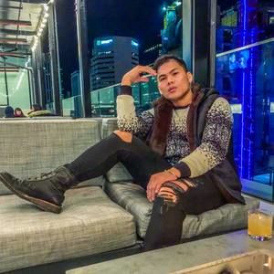 Meet your Posher, Kris oliver